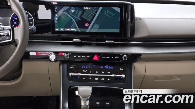 Kia Canival 2023 — photo 20