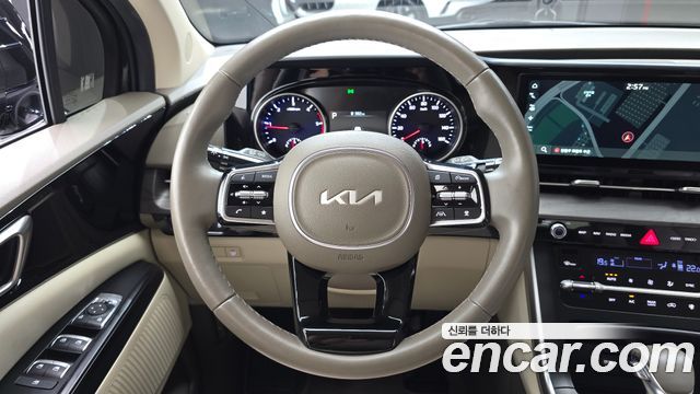 Kia Canival 2023 — photo 21