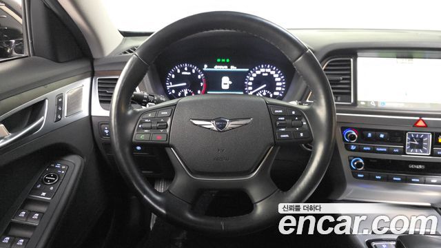 Genesis G80 2019 — photo 19