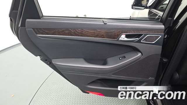 Genesis G80 2019 — photo 15