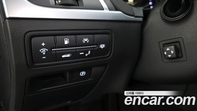 Genesis G80 2019 — photo 27