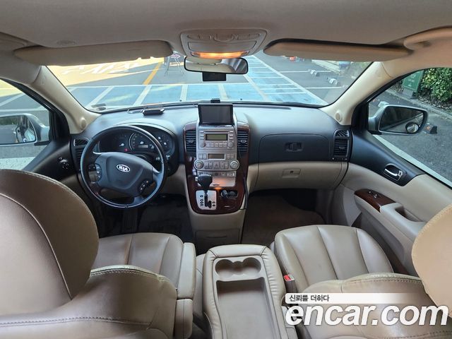 Kia Canival 2008 — photo 7