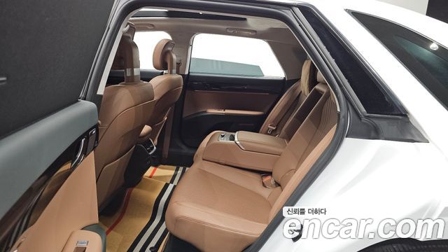 Hyundai Grandeur 2023 — photo 18
