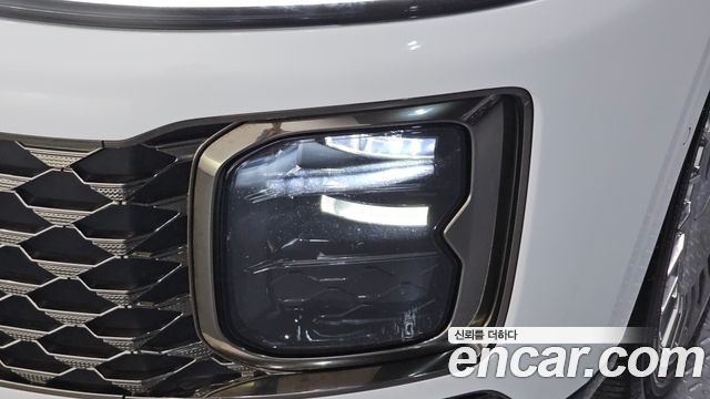 Hyundai Grandeur 2023 — photo 8