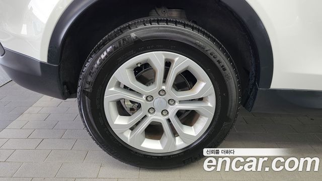 Land Rover Discovery Sport 2020 — photo 5