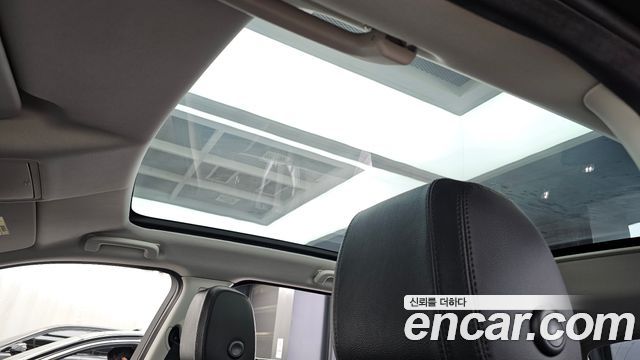 Land Rover Discovery Sport 2020 — photo 25
