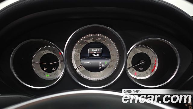 Mercedes-Benz CLS-Class 2015 — photo 8