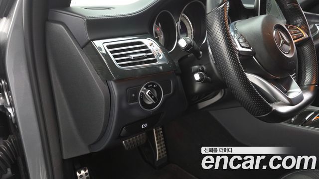 Mercedes-Benz CLS-Class 2015 — photo 13