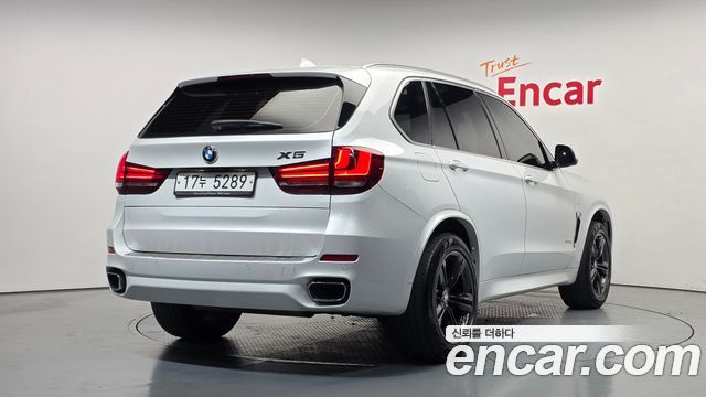 BMW X5 2018 — photo 2