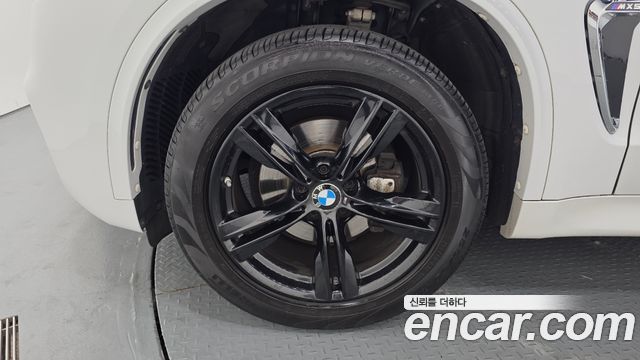 BMW X5 2018 — photo 5