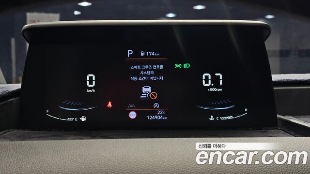 Hyundai Staria 2023 — photo 11