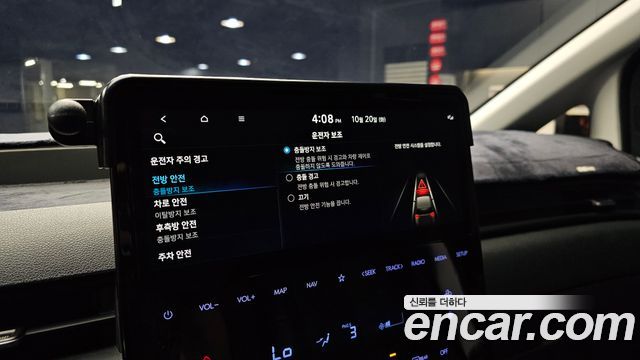 Hyundai Staria 2023 — photo 22