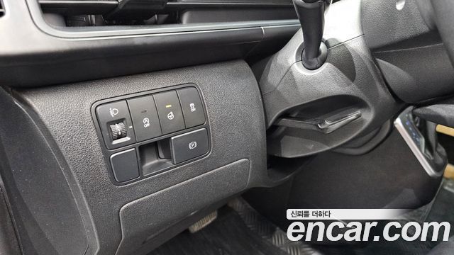 Hyundai Staria 2023 — photo 23