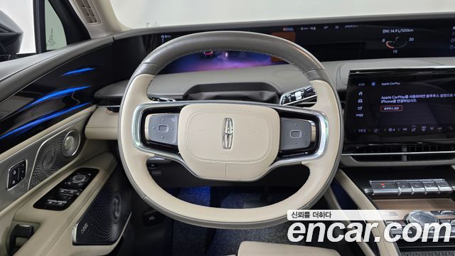 Lincoln Nautilus 2024 — photo 18