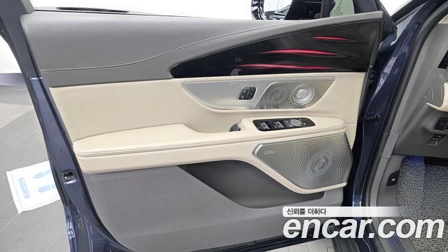Lincoln Nautilus 2024 — photo 14