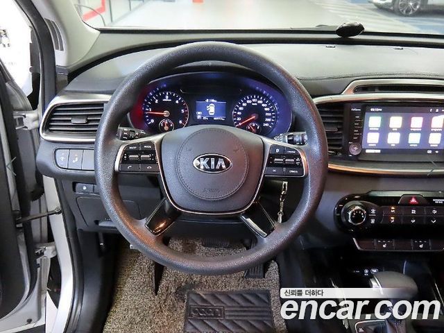 Kia Sorento 2019 — photo 8