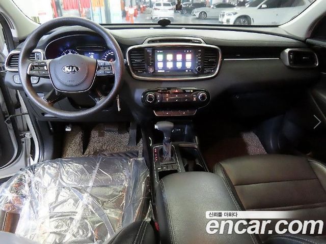 Kia Sorento 2019 — photo 10