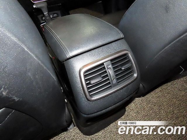 Kia Sorento 2019 — photo 16