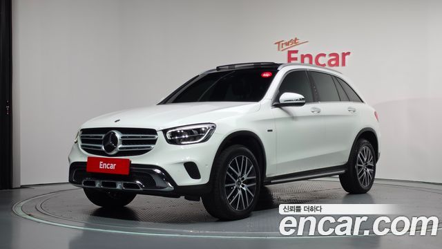 Mercedes-Benz GLC-Class 2021 — photo 1