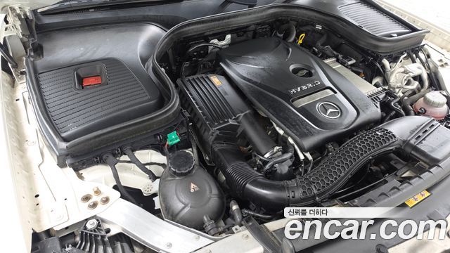 Mercedes-Benz GLC-Class 2021 — photo 6