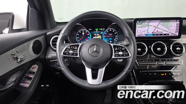 Mercedes-Benz GLC-Class 2021 — photo 19