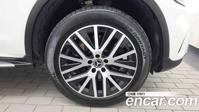 Mercedes-Benz GLC-Class 2021 — photo 7