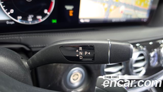 Mercedes-Benz S-Class 2018 — photo 12