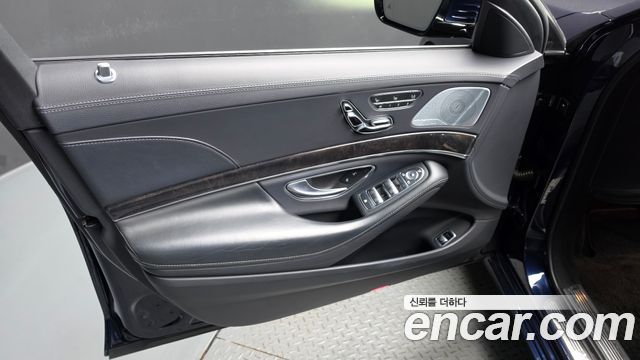 Mercedes-Benz S-Class 2018 — photo 14