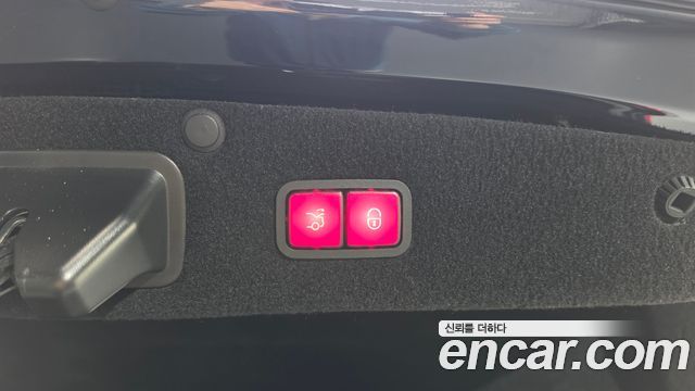Mercedes-Benz S-Class 2018 — photo 31