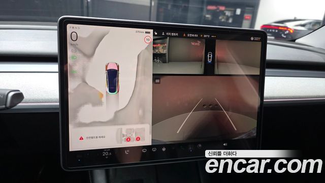 Tesla Model Y 2025 — photo 15