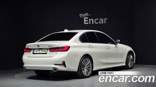 BMW 3-Series 2021 — photo 2