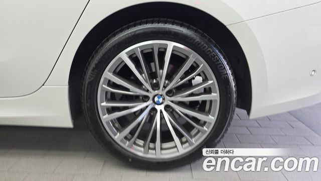 BMW 3-Series 2021 — photo 7