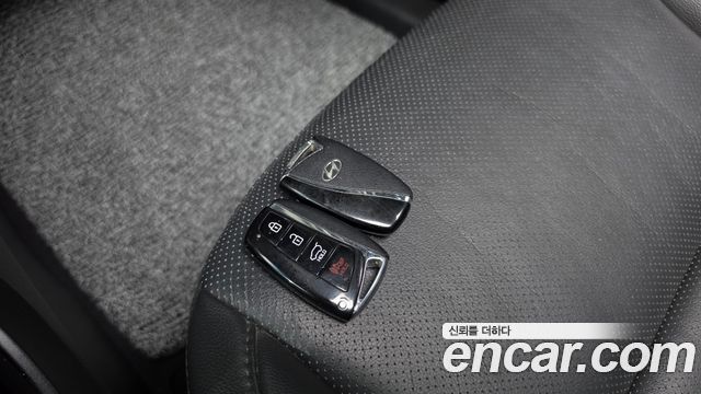 Hyundai Santafe 2015 — photo 27