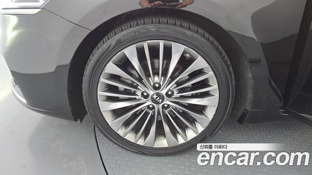 Kia K7 2018 — photo 5