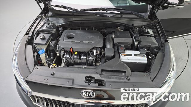 Kia K7 2018 — photo 6