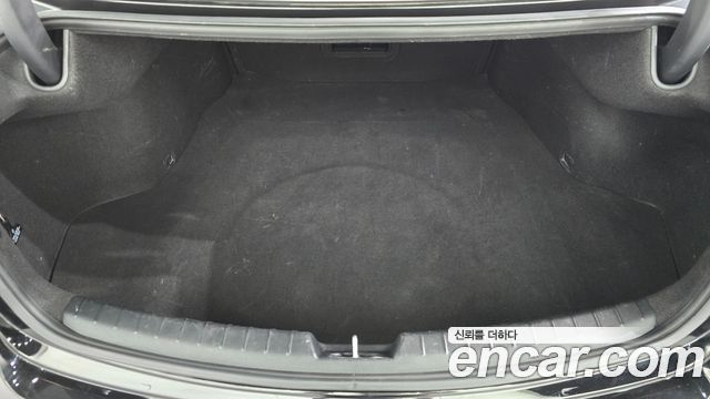 Kia K7 2018 — photo 16