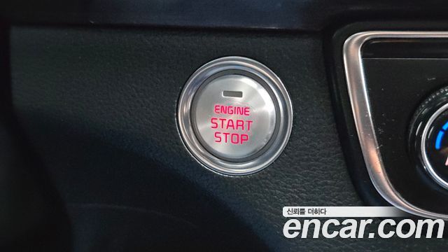 Kia K7 2018 — photo 19