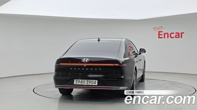 Hyundai Grandeur 2023 — photo 4