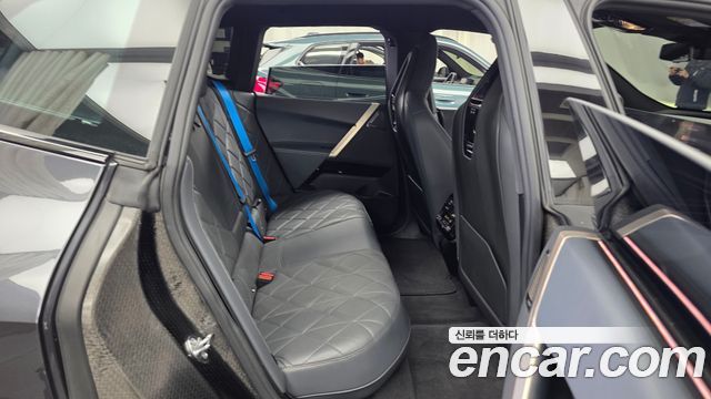 BMW iX 2023 — photo 18