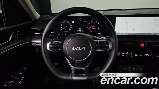Kia K5 2024 — photo 21