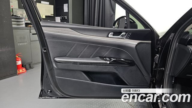 Kia K5 2024 — photo 14