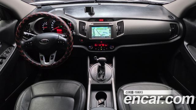 Kia Sportage 2012 — photo 10