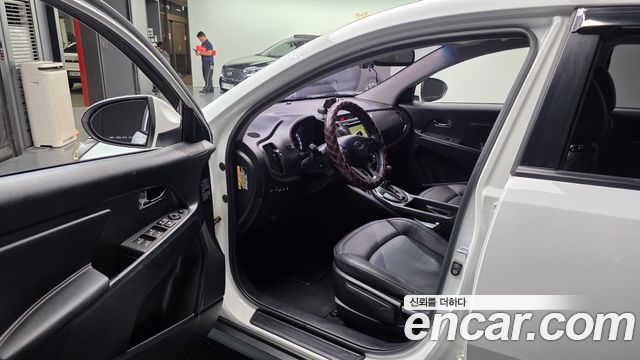 Kia Sportage 2012 — photo 13