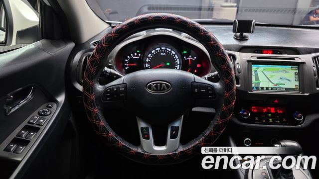 Kia Sportage 2012 — photo 22
