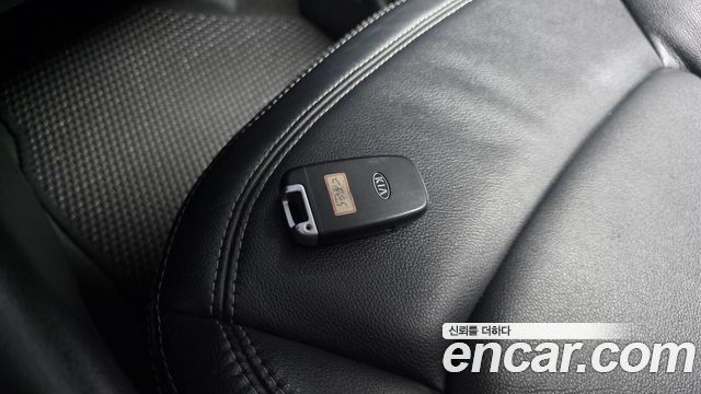 Kia Sportage 2012 — photo 24