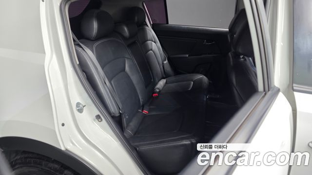 Kia Sportage 2012 — photo 27