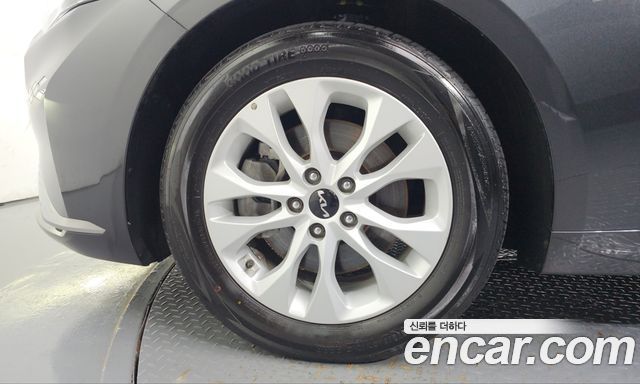 Kia K8 2022 — photo 5
