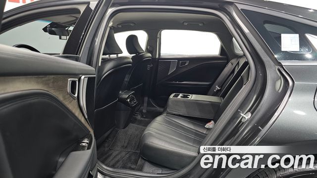 Kia K8 2022 — photo 18