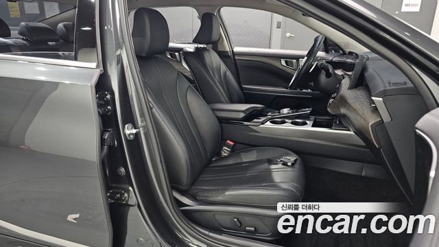 Kia K8 2022 — photo 16