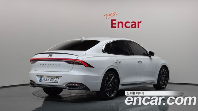 Hyundai Grandeur 2022 — photo 2